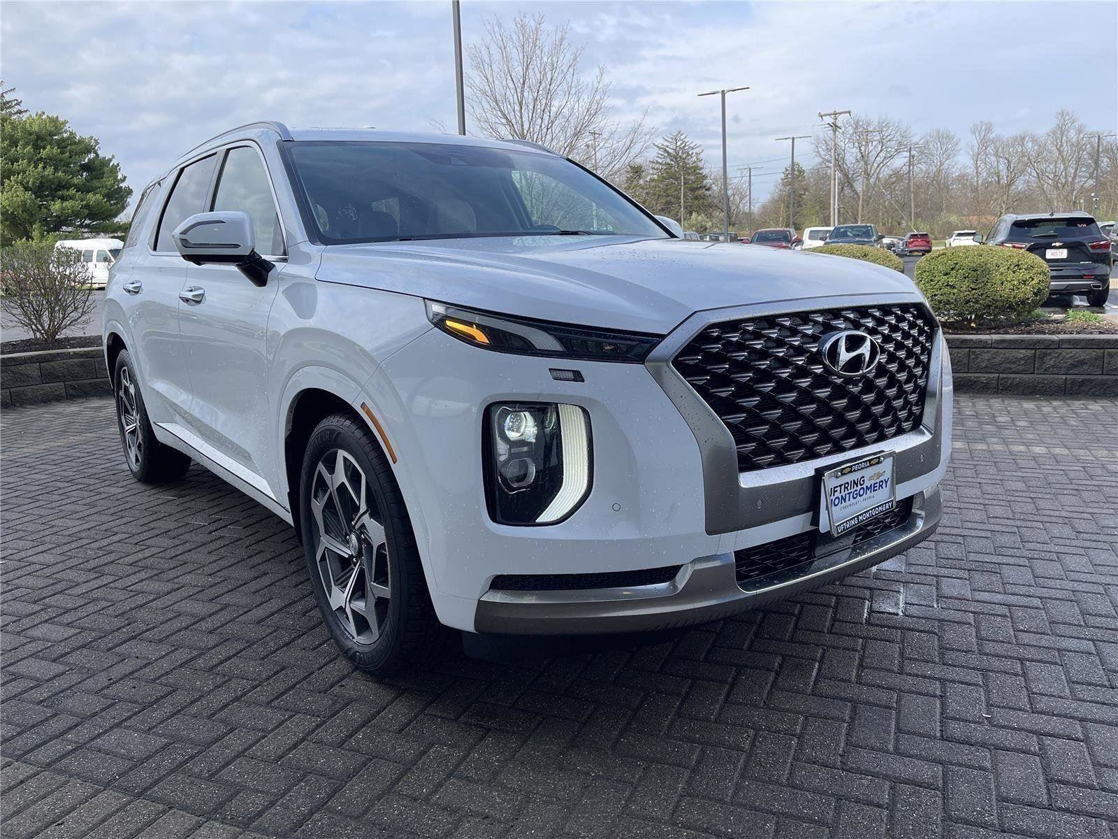 Used 2022 Hyundai Palisade Calligraphy w/ Winter Package image 7