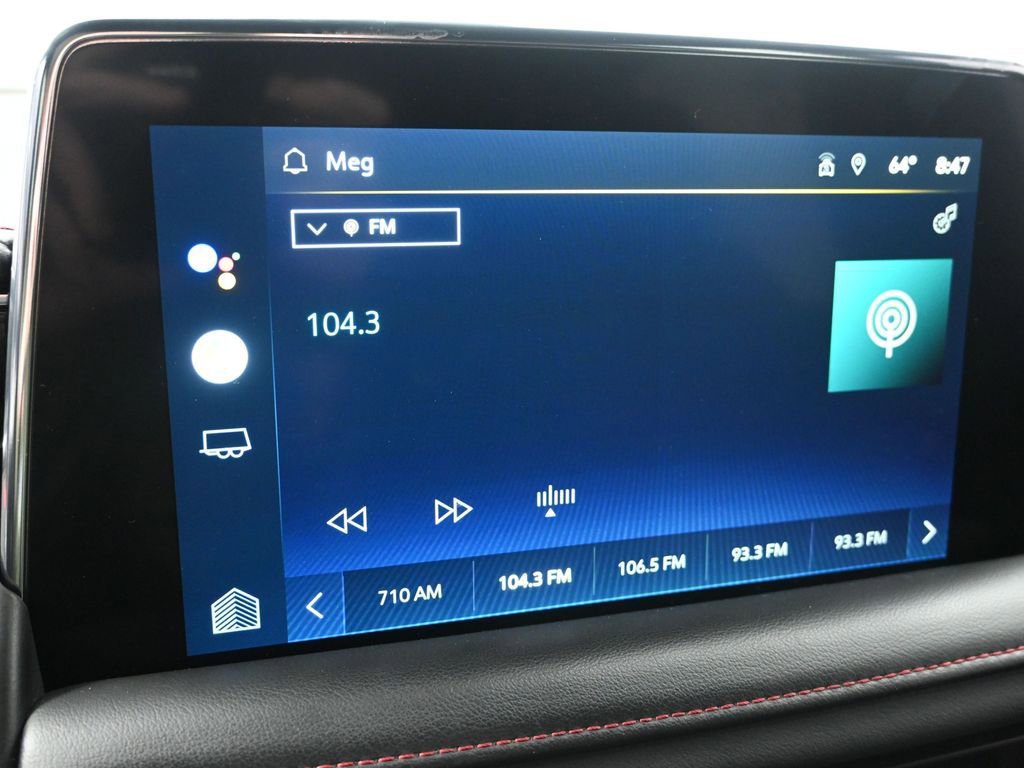 Used 2022 Chevrolet Suburban RST w/ Sport Performance Package AWD/4WD image 19