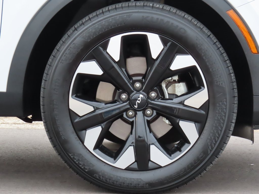 Certified 2023 Kia Sportage X-Line w/ X-Line Premium Package image 13