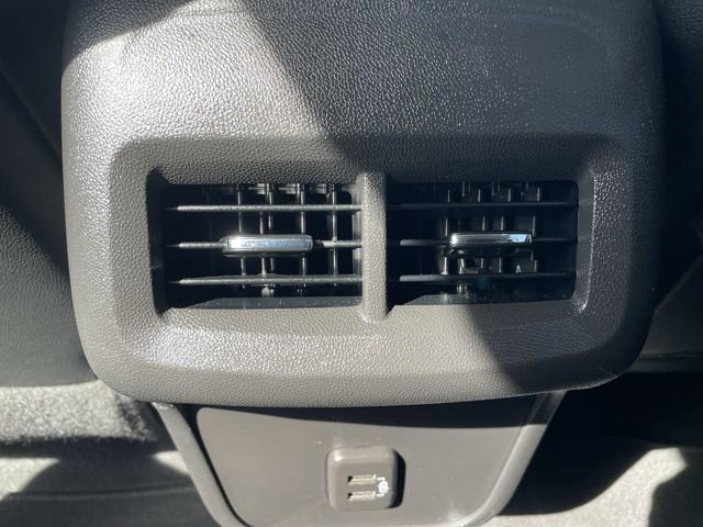 Used 2023 GMC Terrain SLT image 20