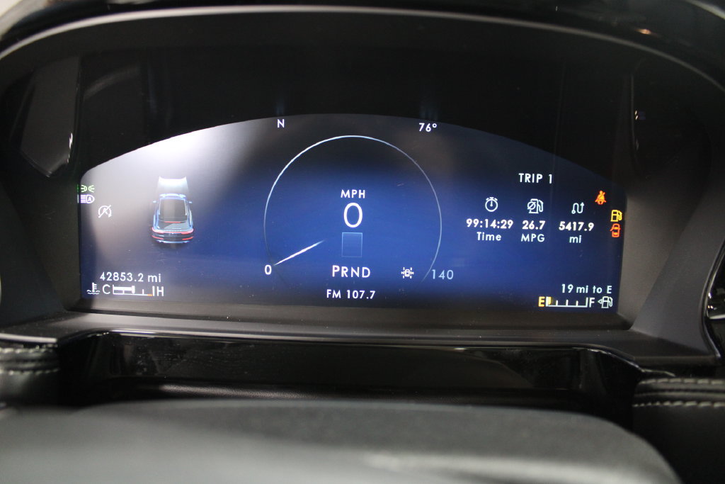 Used 2023 Lincoln Corsair AWD w/ Equipment Group 101A image 39