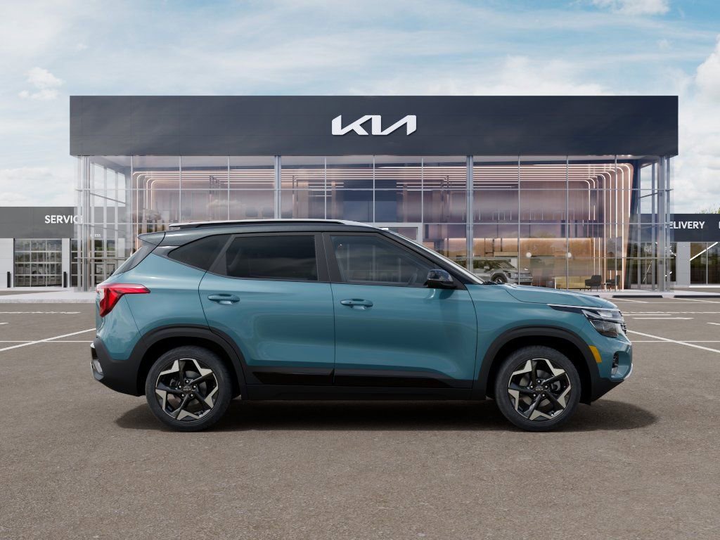 New 2026 Kia Seltos S FWD image 7