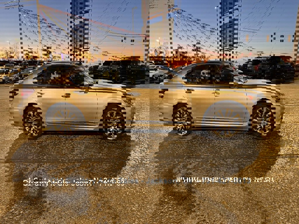 Used 2014 Lexus LS 460 image 5