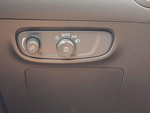 Certified 2024 Buick Encore GX Sport Touring w/ Comfort Package FWD image 27