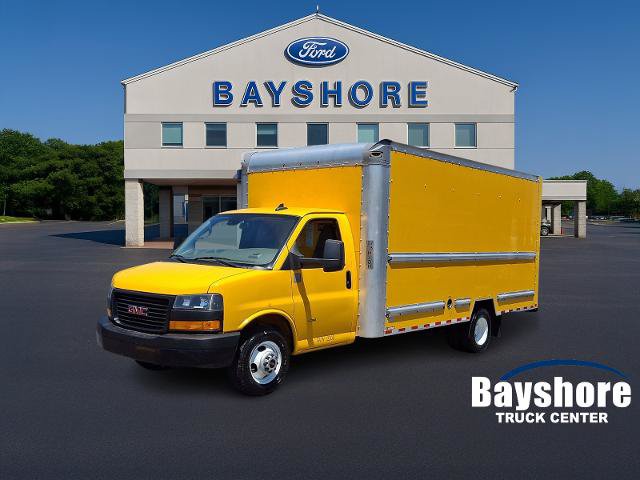 Used 2022 GMC Savana 3500 Extended w/ Power Convenience Package RWD image 1
