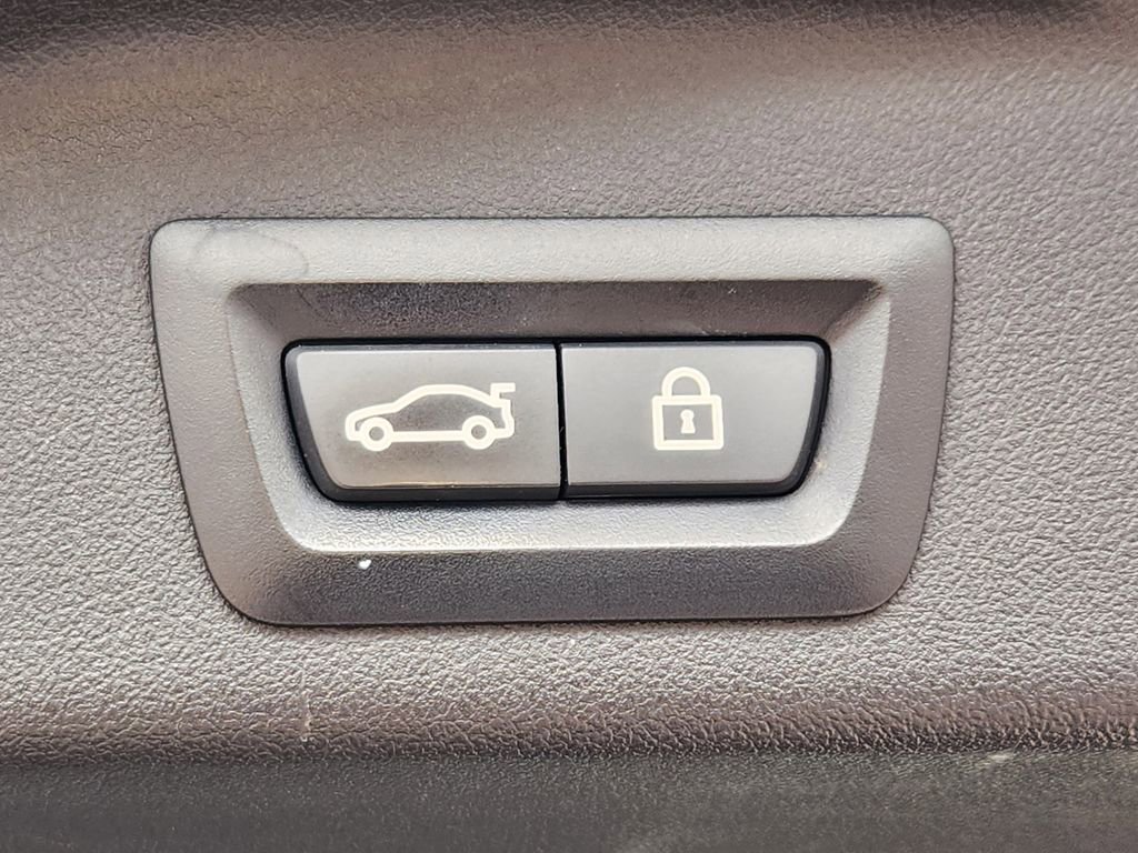 Used 2019 BMW X5 xDrive40i w/ Convenience Package image 23