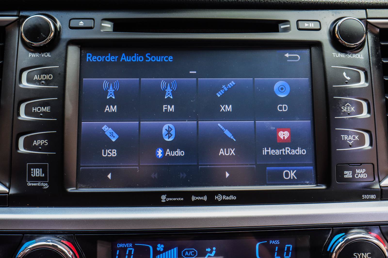 Used 2017 Toyota Highlander Limited AWD/4WD image 10