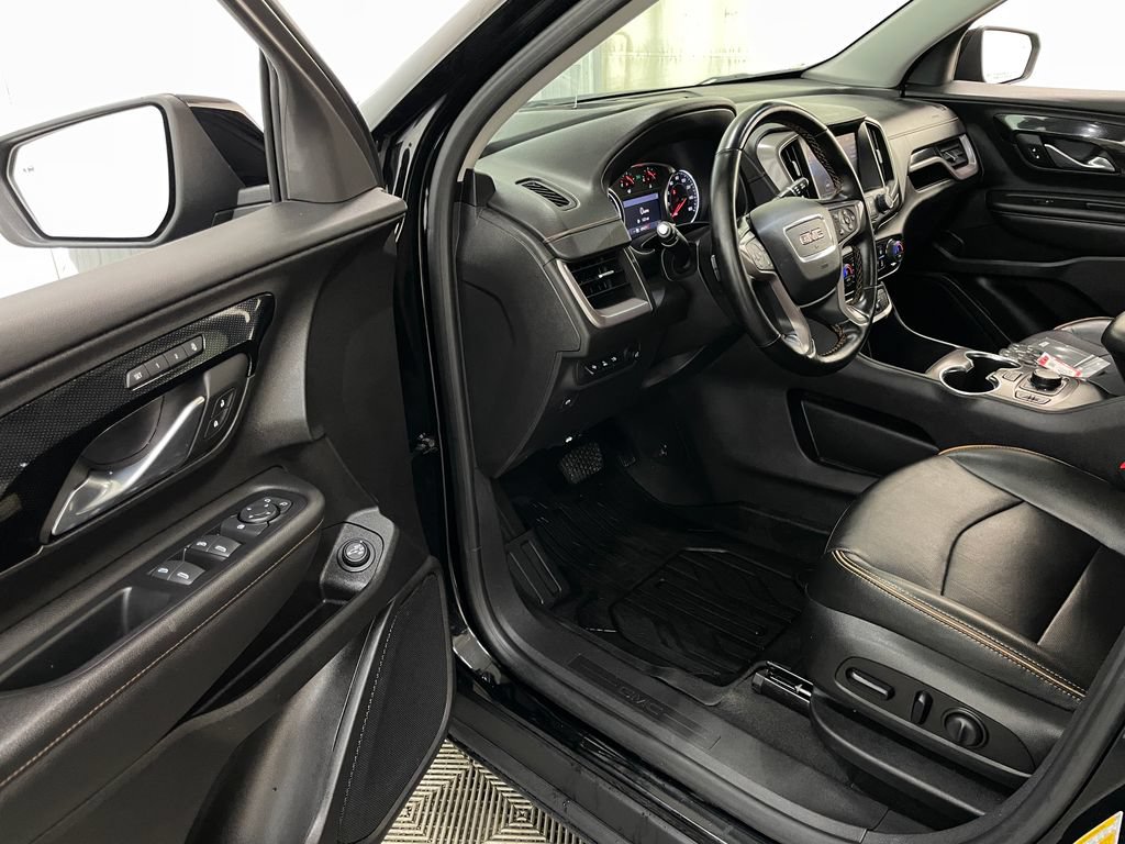 Certified 2024 GMC Terrain AT4 w/ Tech Package AWD/4WD image 24