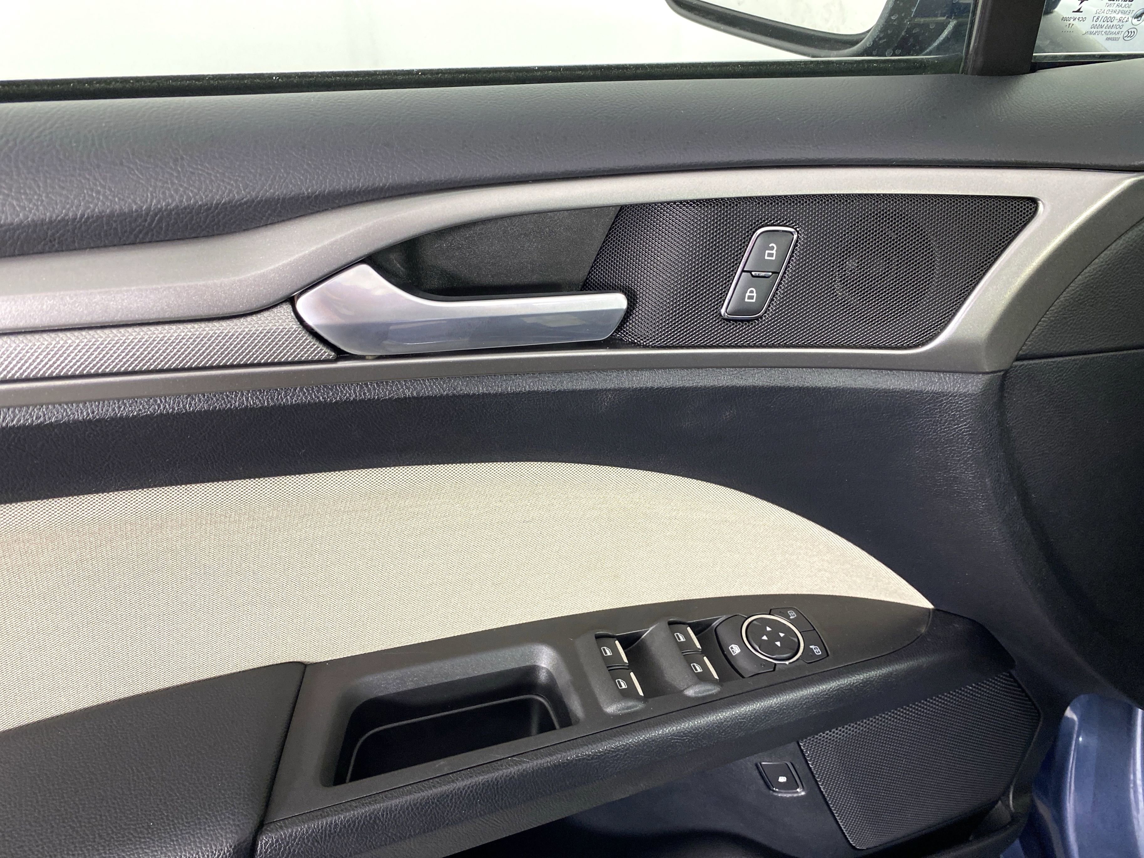 Used 2018 Ford Fusion S image 13