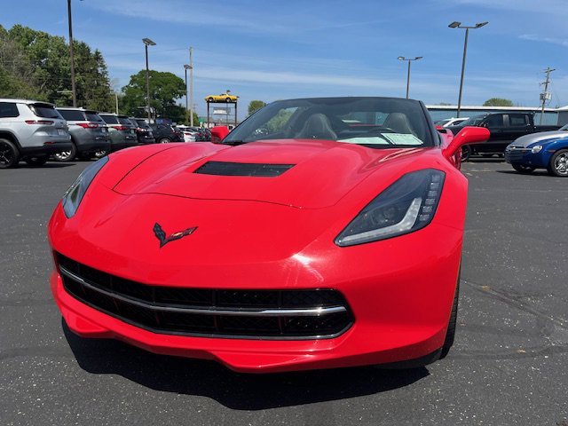 Used 2015 Chevrolet Corvette Stingray Coupe w/ 2LT Preferred Equipment Group image 2