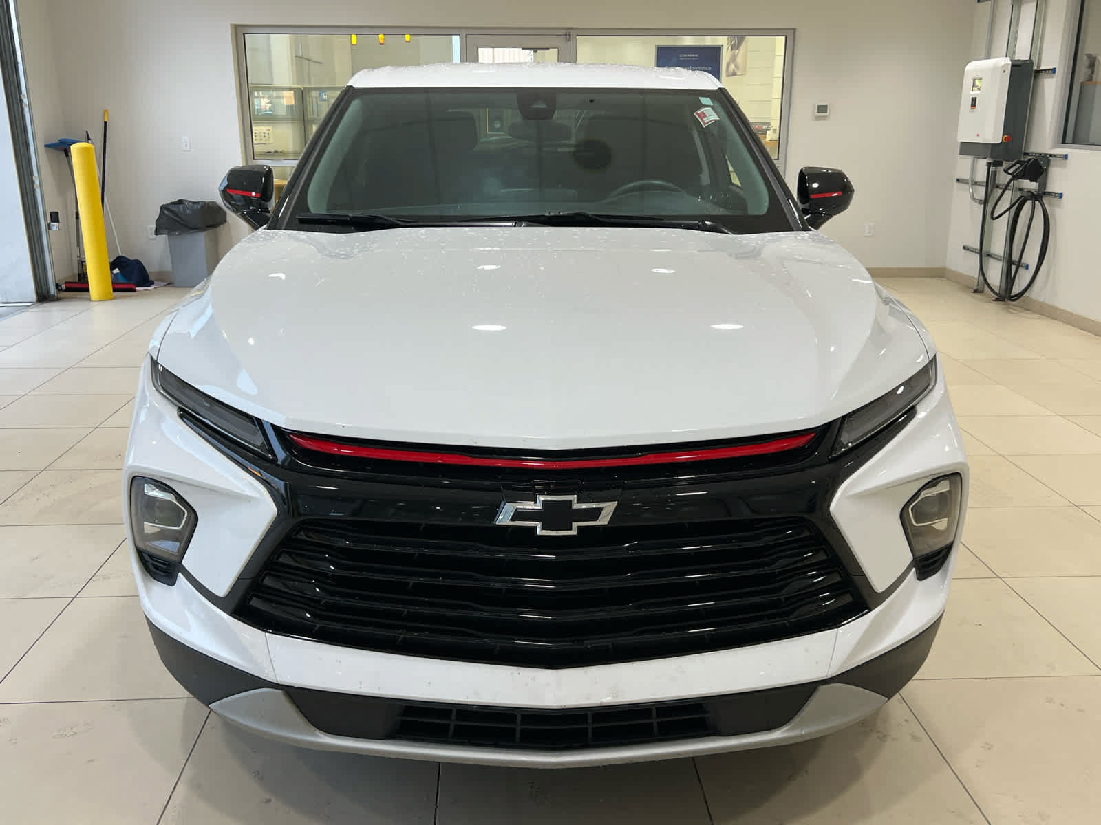 Used 2024 Chevrolet Blazer LT w/ Redline Edition FWD image 2