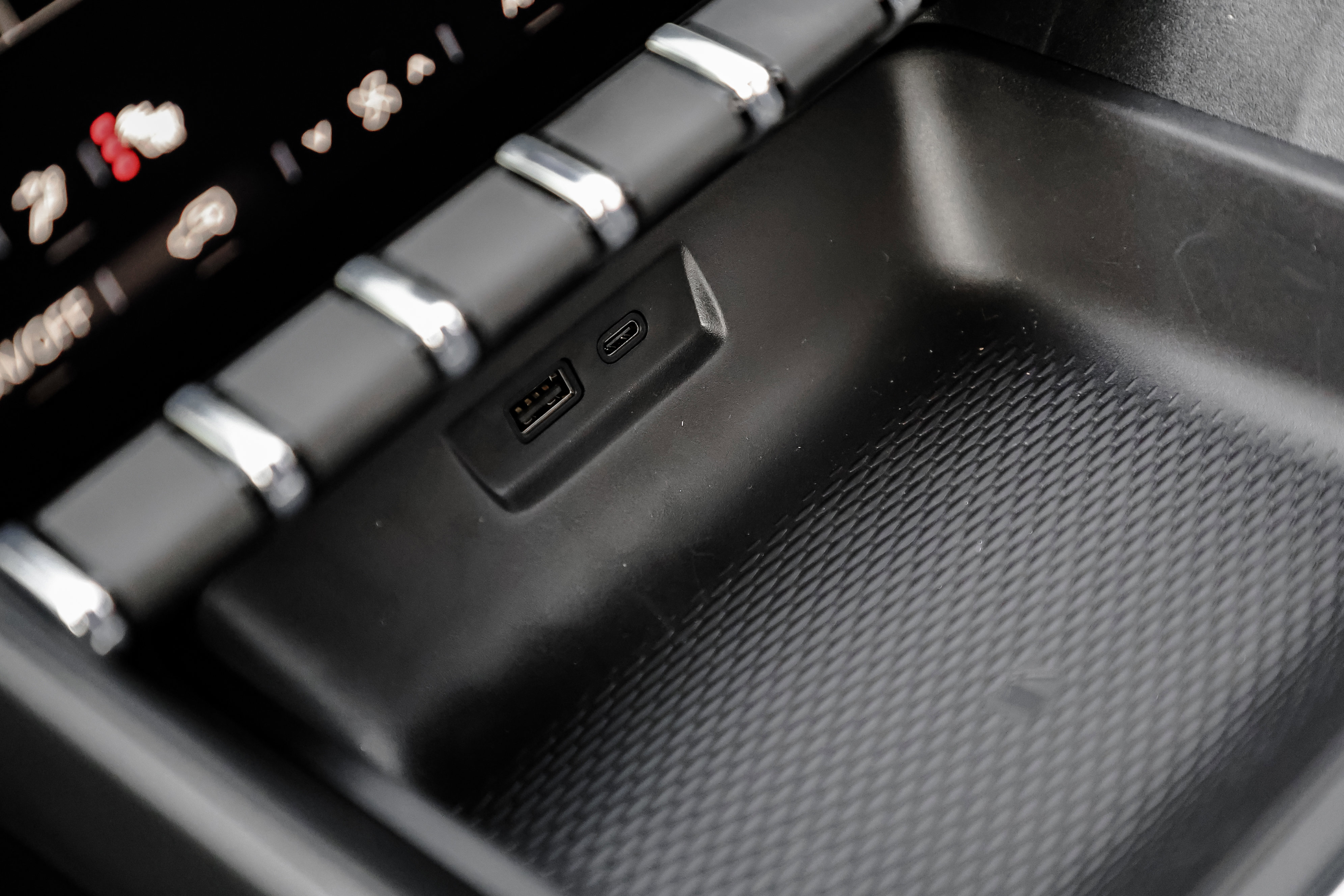 New 2026 GMC Terrain Elevation w/ LPO, Floor Liner Package image 34