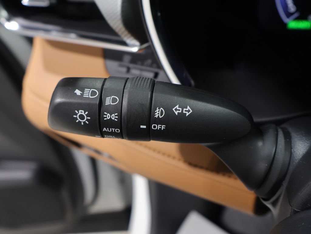 Used 2025 Toyota Highlander Platinum image 40