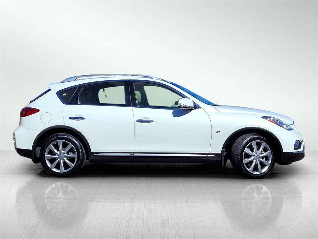 Used 2017 INFINITI QX50 AWD w/ Premium Plus Package image 3