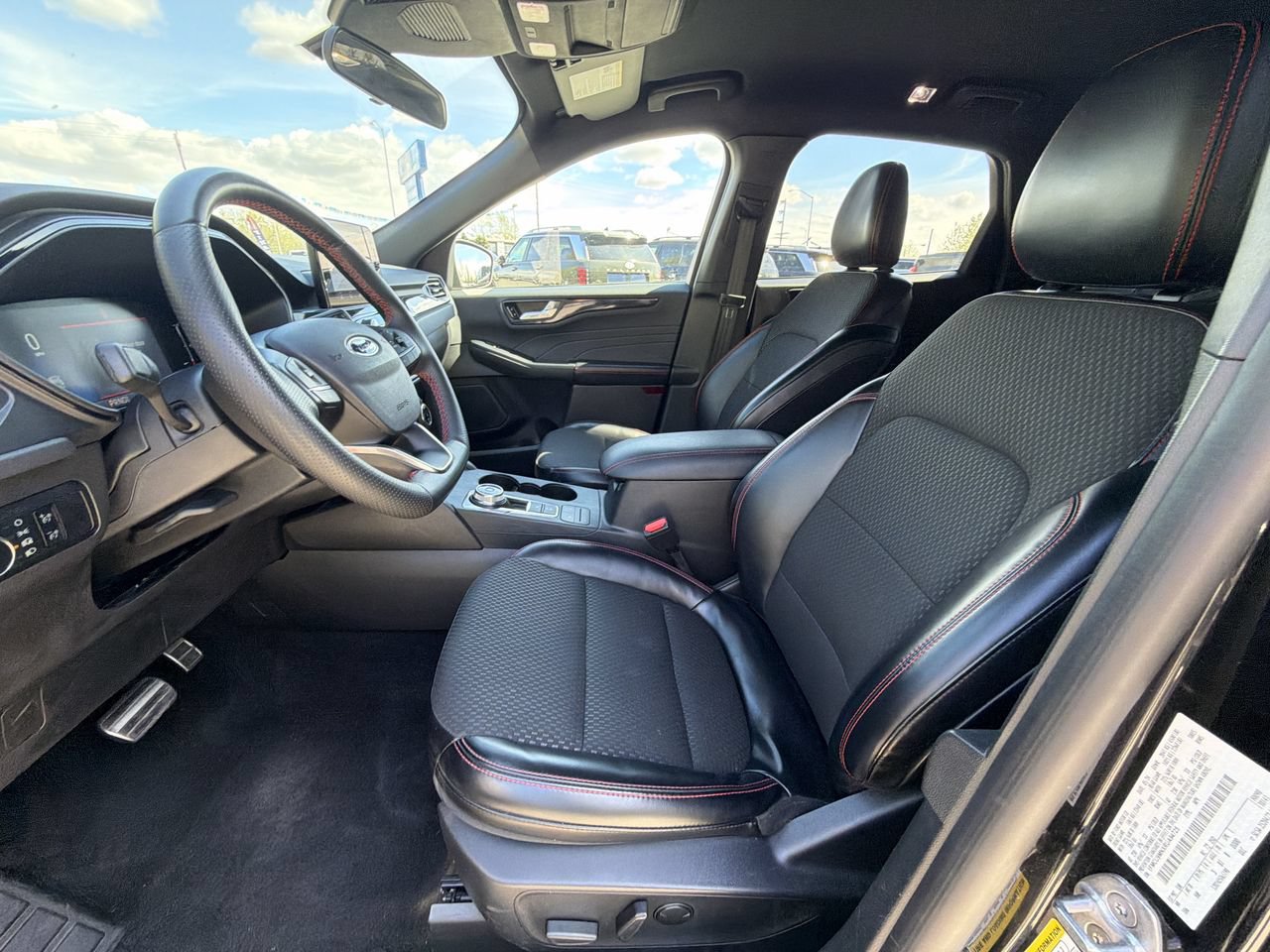 Used 2024 Ford Escape ST-Line AWD/4WD image 13