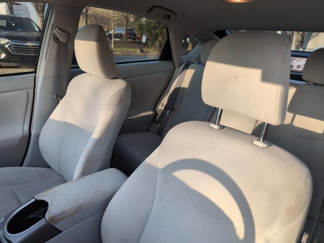 Used 2014 Toyota Prius Two image 6