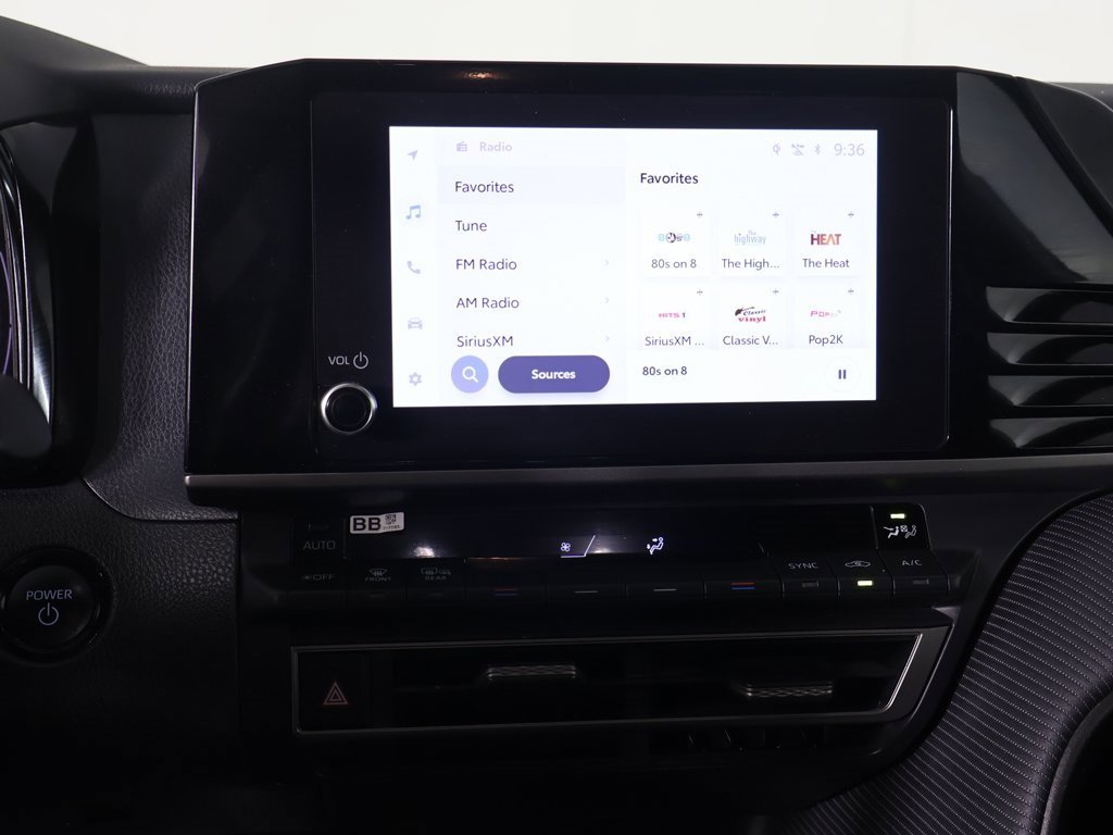 Used 2025 Toyota Camry SE image 38