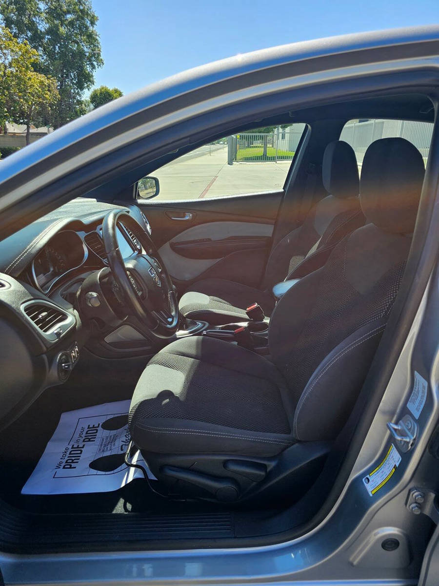 Used 2016 Dodge Dart SXT FWD image 11