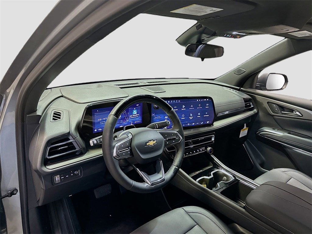 New 2025 Chevrolet Traverse LT w/ Enhanced Driving Package image 10