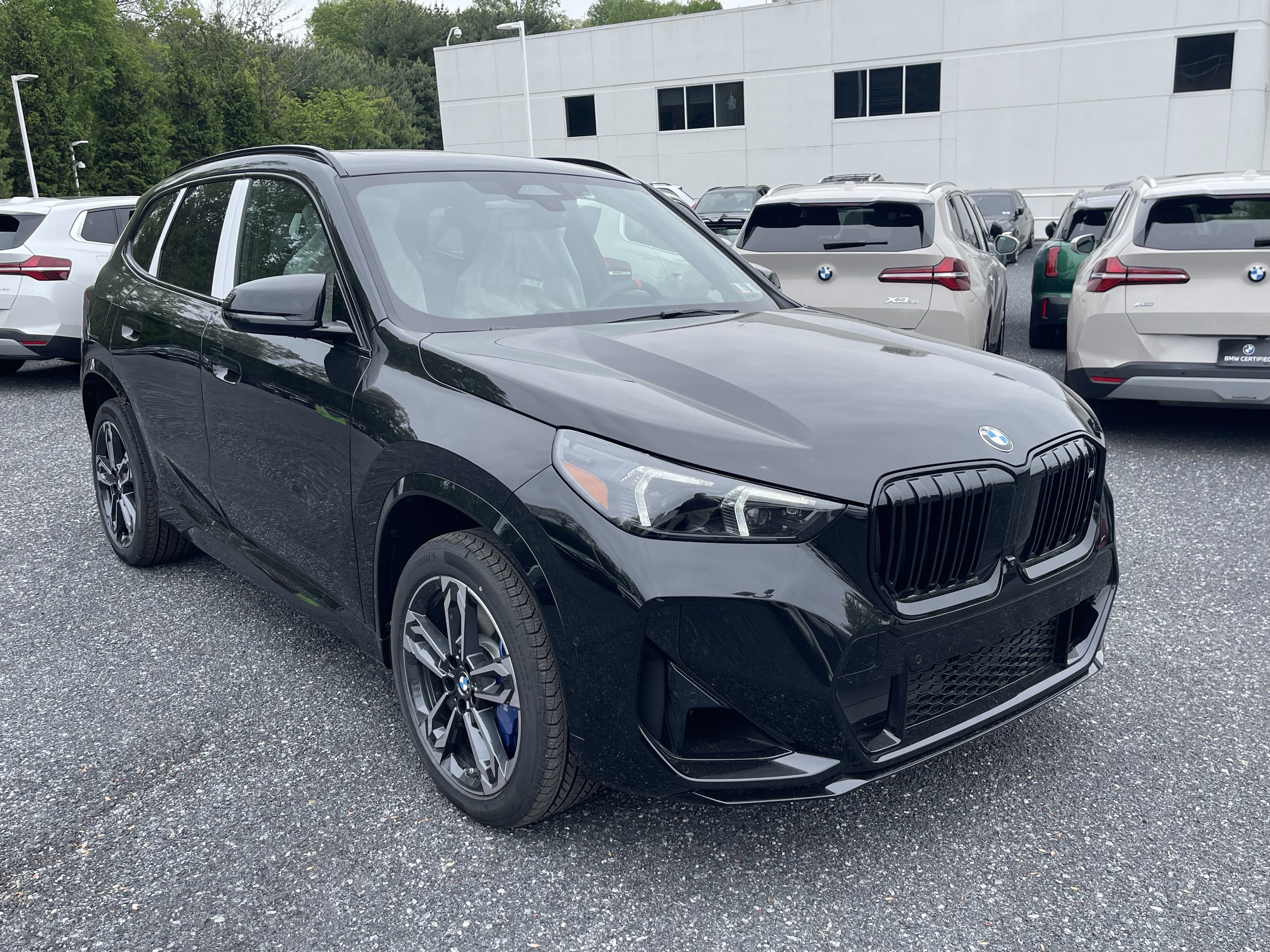 New 2026 BMW X1 M35i w/ Technology Package AWD/4WD image 3