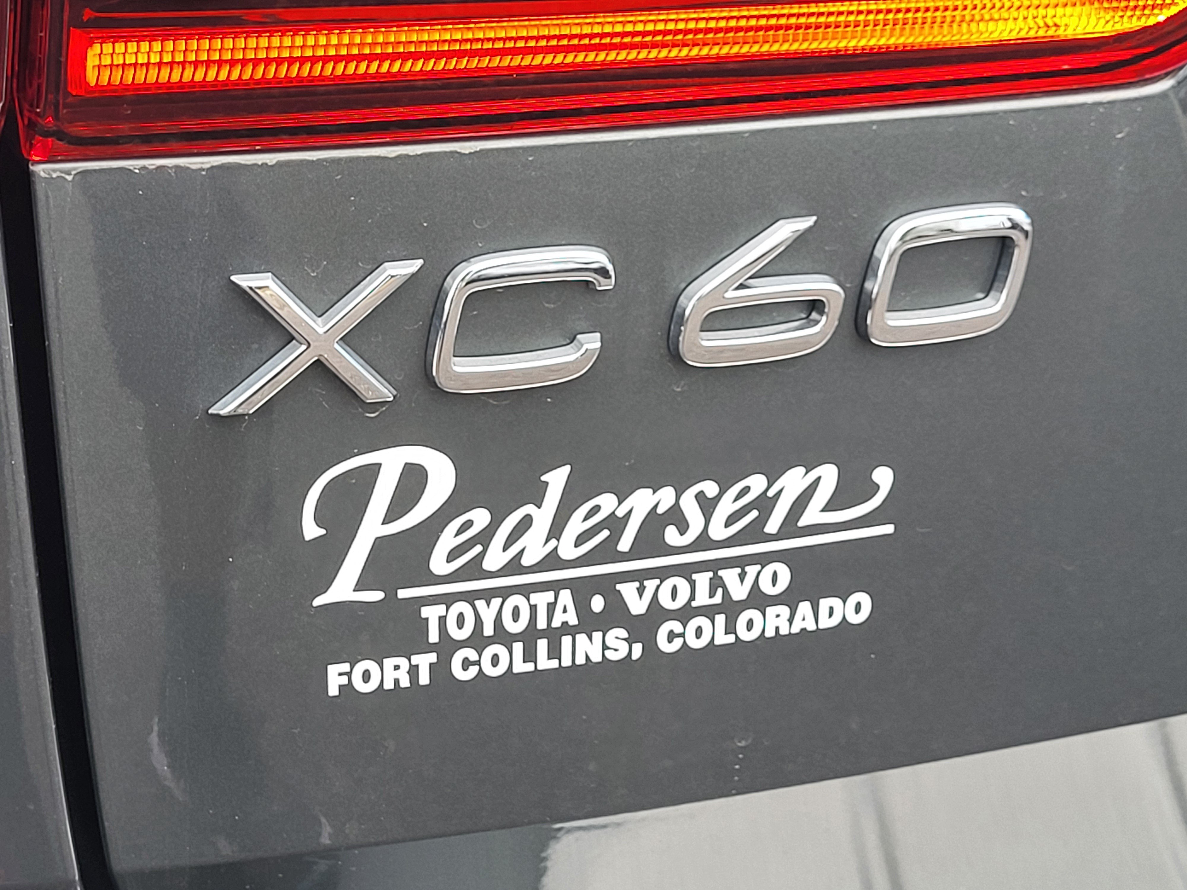 New 2026 Volvo XC60 T8 Plus w/ Protection Package Premier AWD/4WD image 8