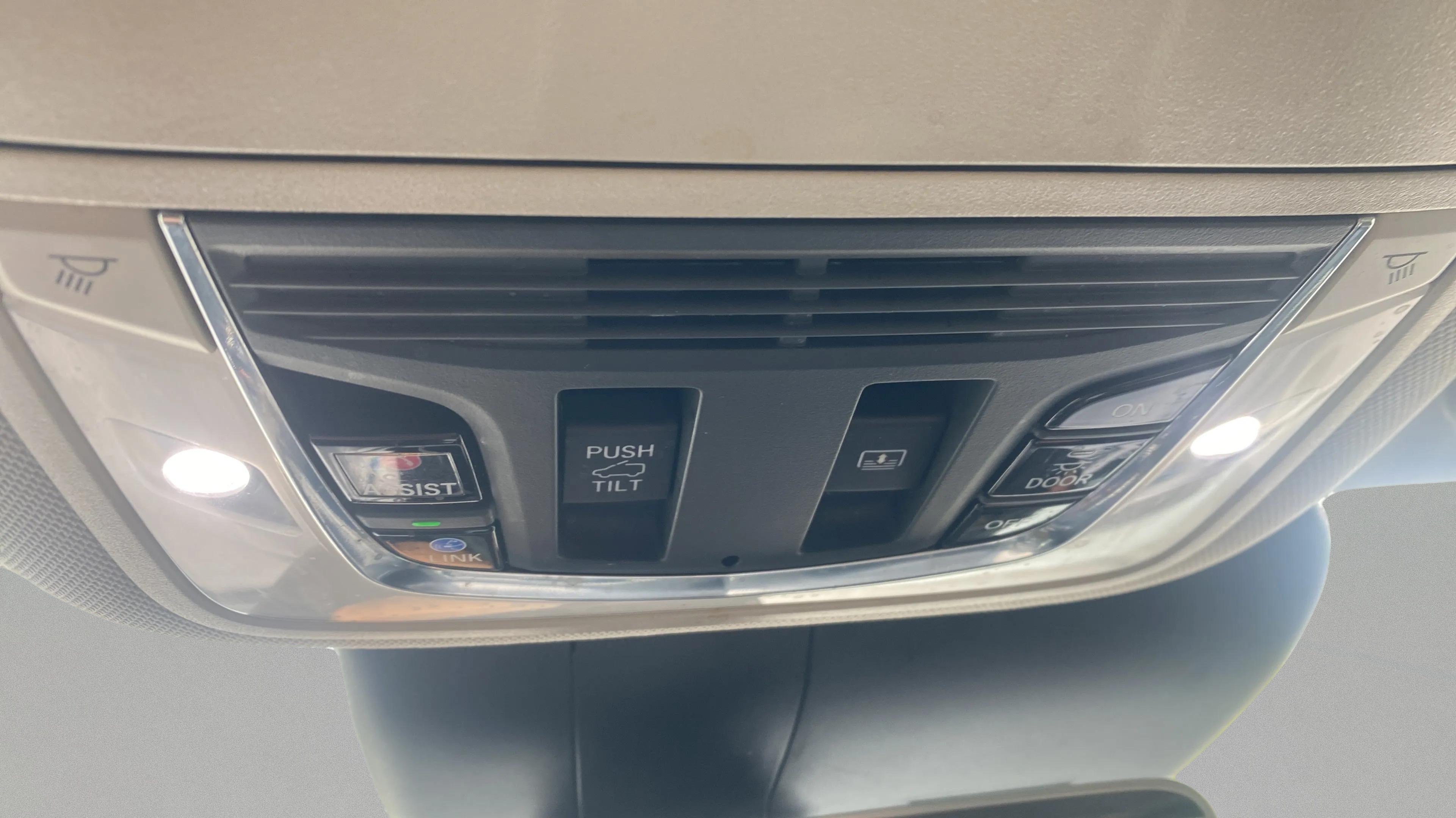 Used 2020 Acura RDX w/ Technology Package FWD image 31