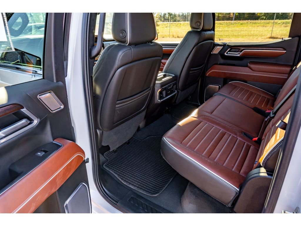 Used 2025 GMC Sierra 1500 Denali Ultimate image 13