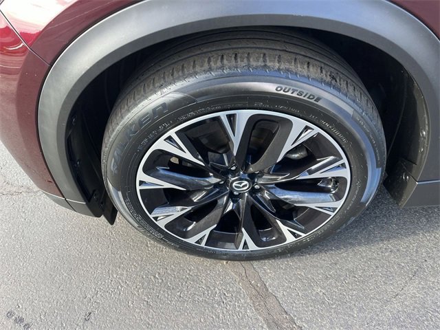 Certified 2024 MAZDA CX-90 Plug-In Hybrid w/ Premium Pkg image 10