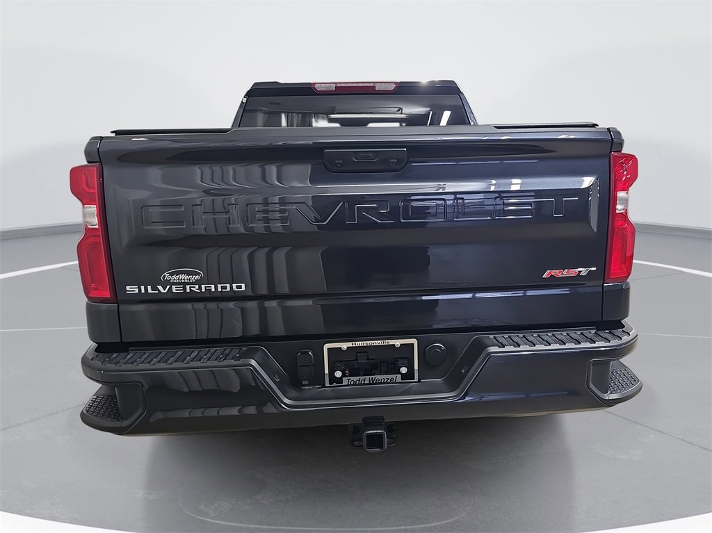 Certified 2022 Chevrolet Silverado 1500 RST image 5