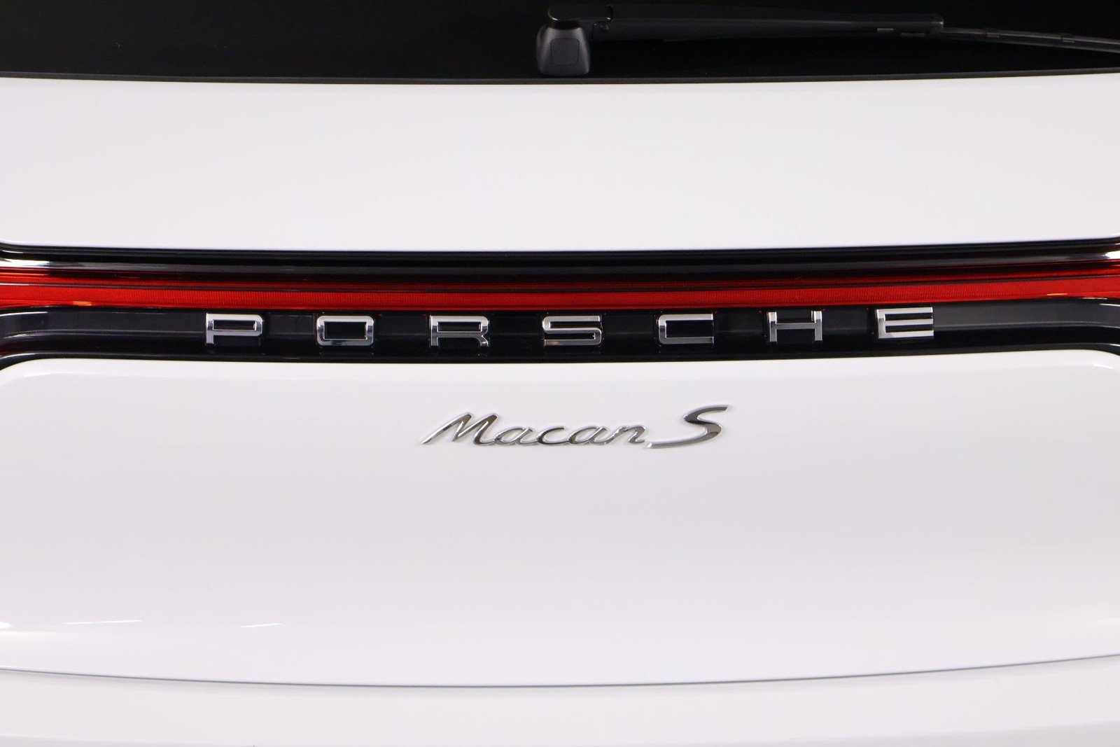 Certified 2026 Porsche Macan S AWD/4WD image 22