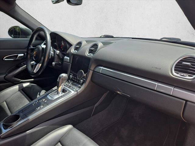 Used 2017 Porsche 718 Cayman RWD image 17