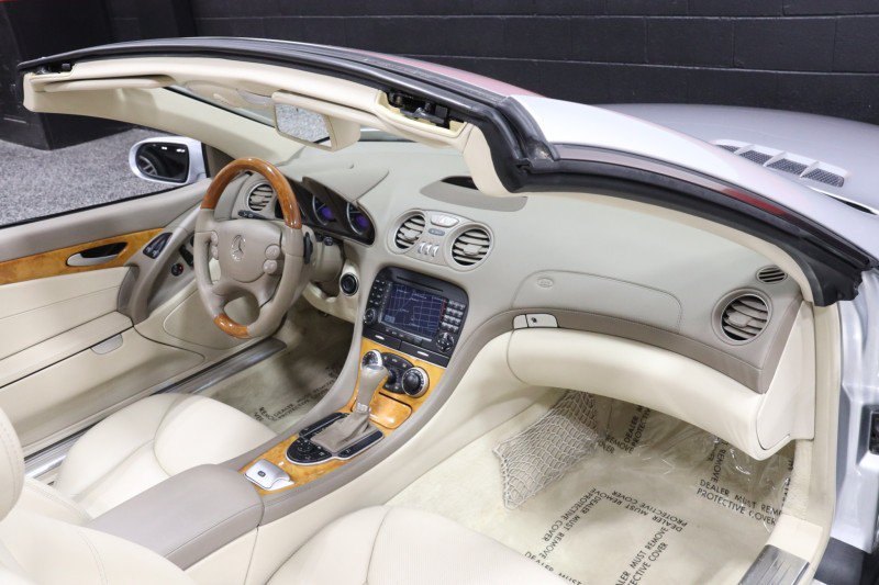 Used 2008 Mercedes-Benz SL 550 image 41