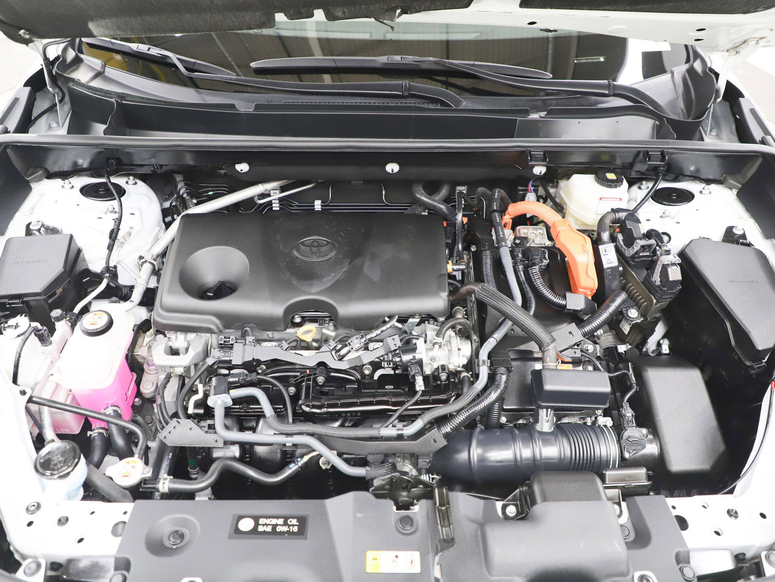 Used 2024 Toyota RAV4 Limited w/ Advanced Technology Package image 31