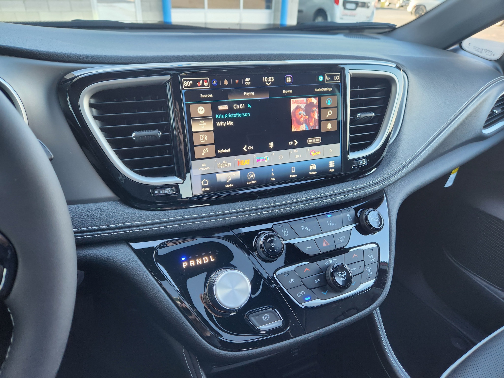 New 2027 Chrysler Pacifica Limited FWD image 25