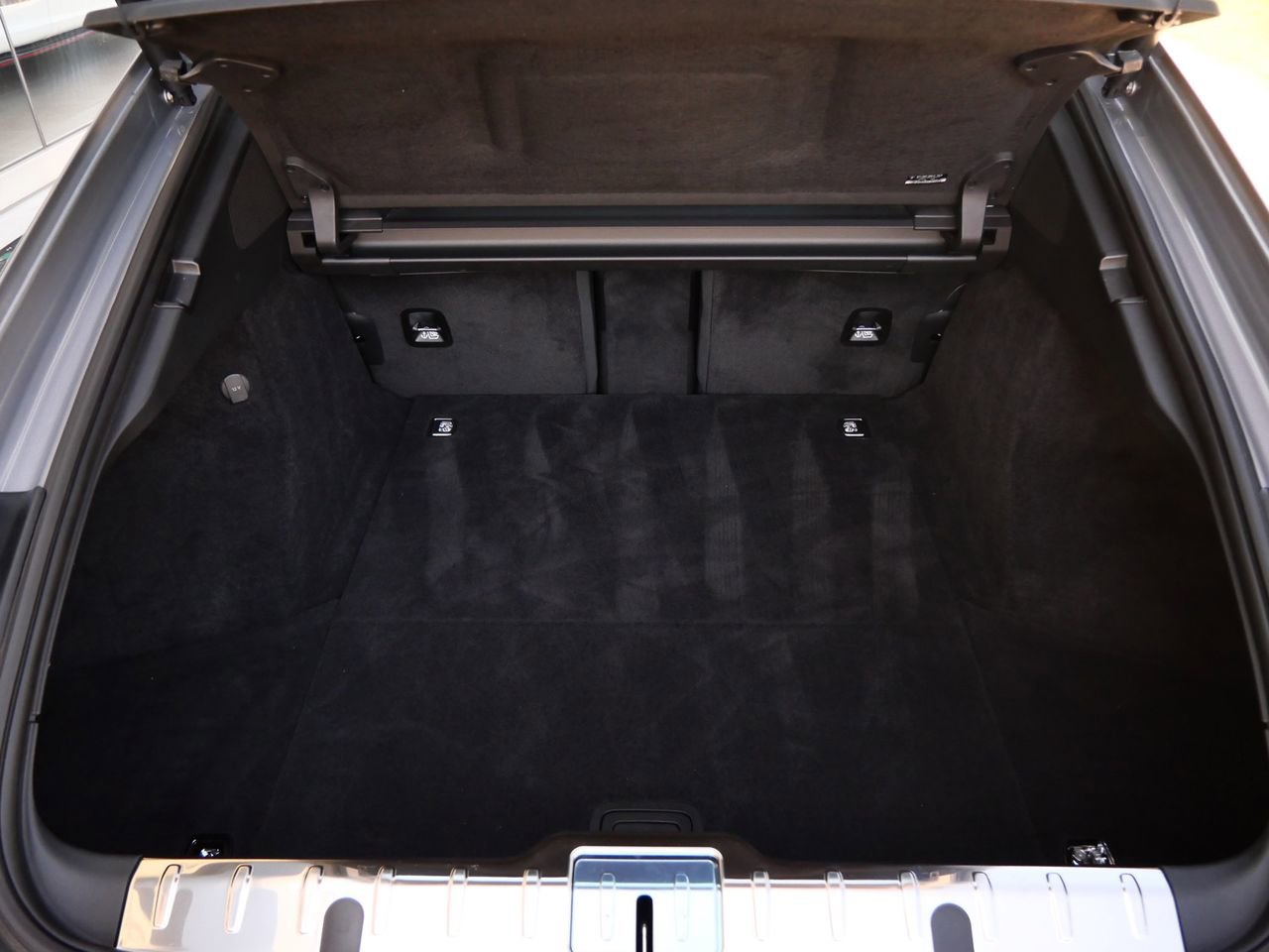 Used 2022 Porsche Panamera 4 Executive w/ Sport Chrono Package image 25