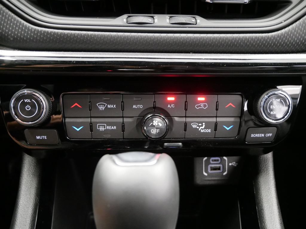 New 2026 Jeep Compass Limited AWD/4WD image 26