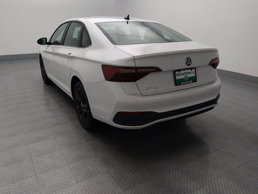 Used 2023 Volkswagen Jetta SE w/ Panoramic Sunroof Package FWD image 6