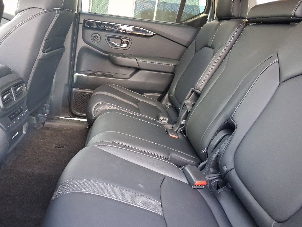 Used 2023 Honda Pilot Touring image 22