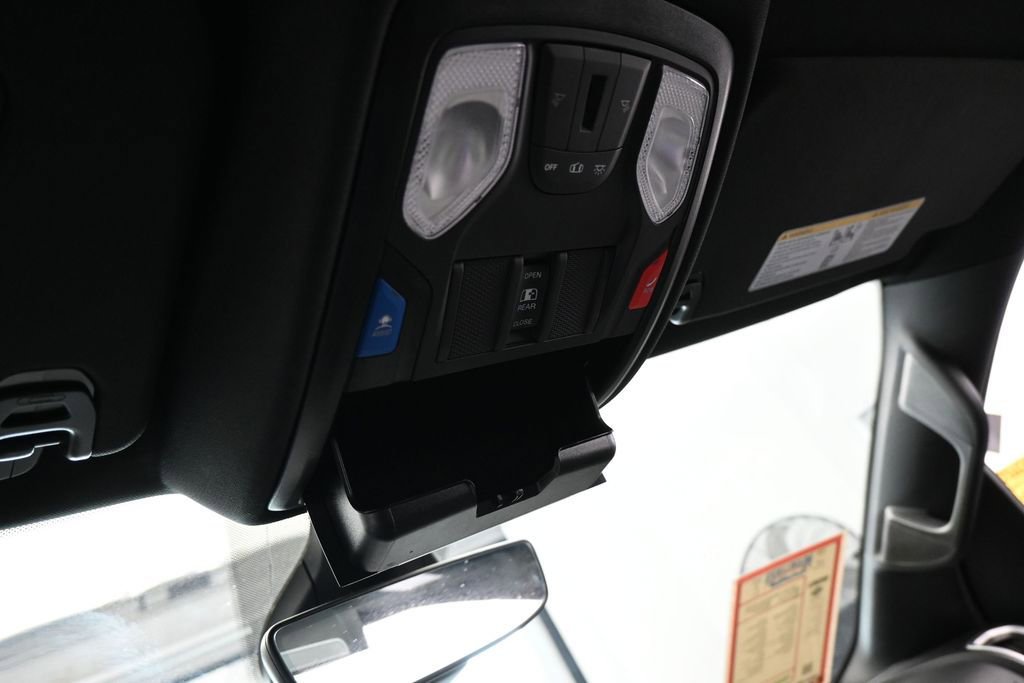 Used 2023 RAM 1500 Big Horn RWD image 32