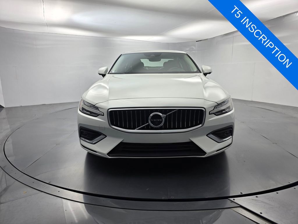 Used 2021 Volvo S60 T5 Inscription w/ Advanced Package FWD image 2