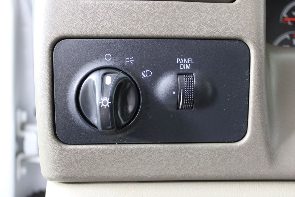 Used 2000 Ford F350 Lariat image 19