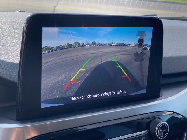 Used 2022 Ford Escape Titanium AWD/4WD image 12