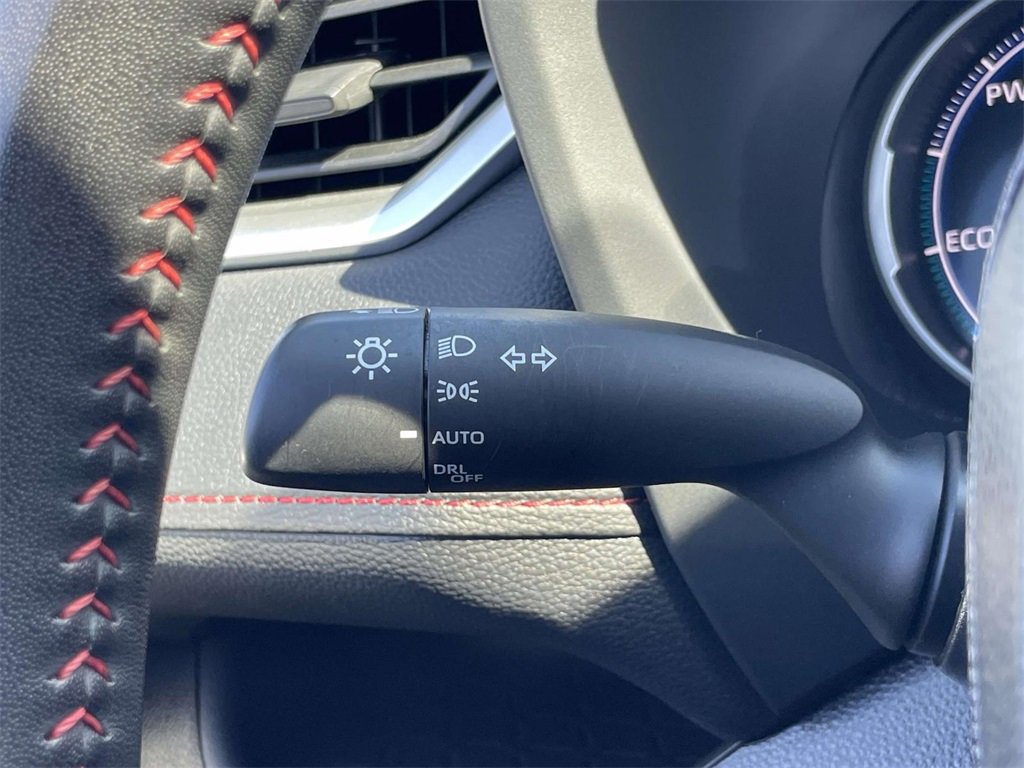 Used 2023 Toyota RAV4 SE image 21