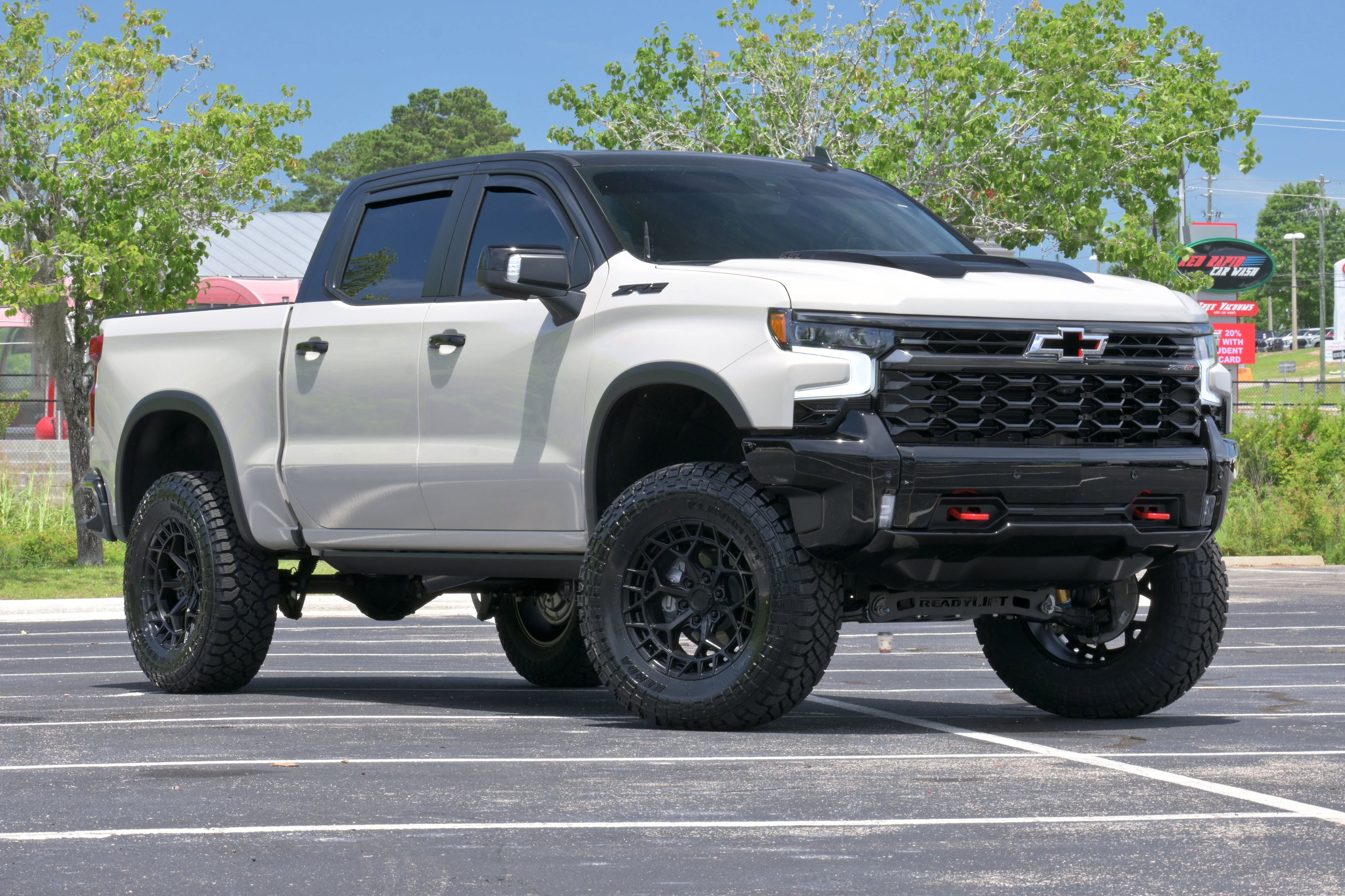 Used 2026 Chevrolet Silverado 1500 ZR2 AWD/4WD image 2