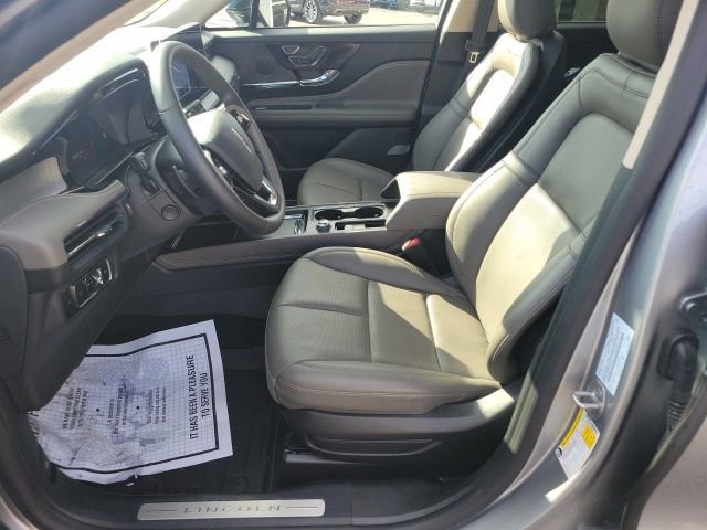 Certified 2024 Lincoln Corsair AWD w/ Equipment Group 101A image 16