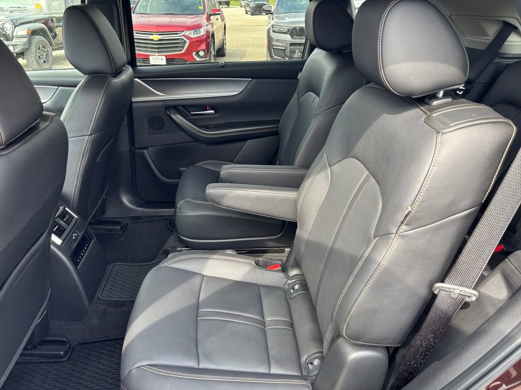 Used 2025 MAZDA CX-90 3.3 Turbo w/ Premium Sport Pkg image 28