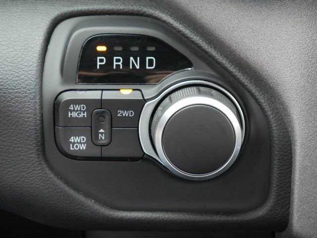 Used 2024 RAM 2500 Tradesman w/ Chrome Appearance Group image 18