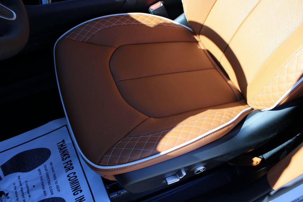New 2026 Chrysler Pacifica Pinnacle image 19