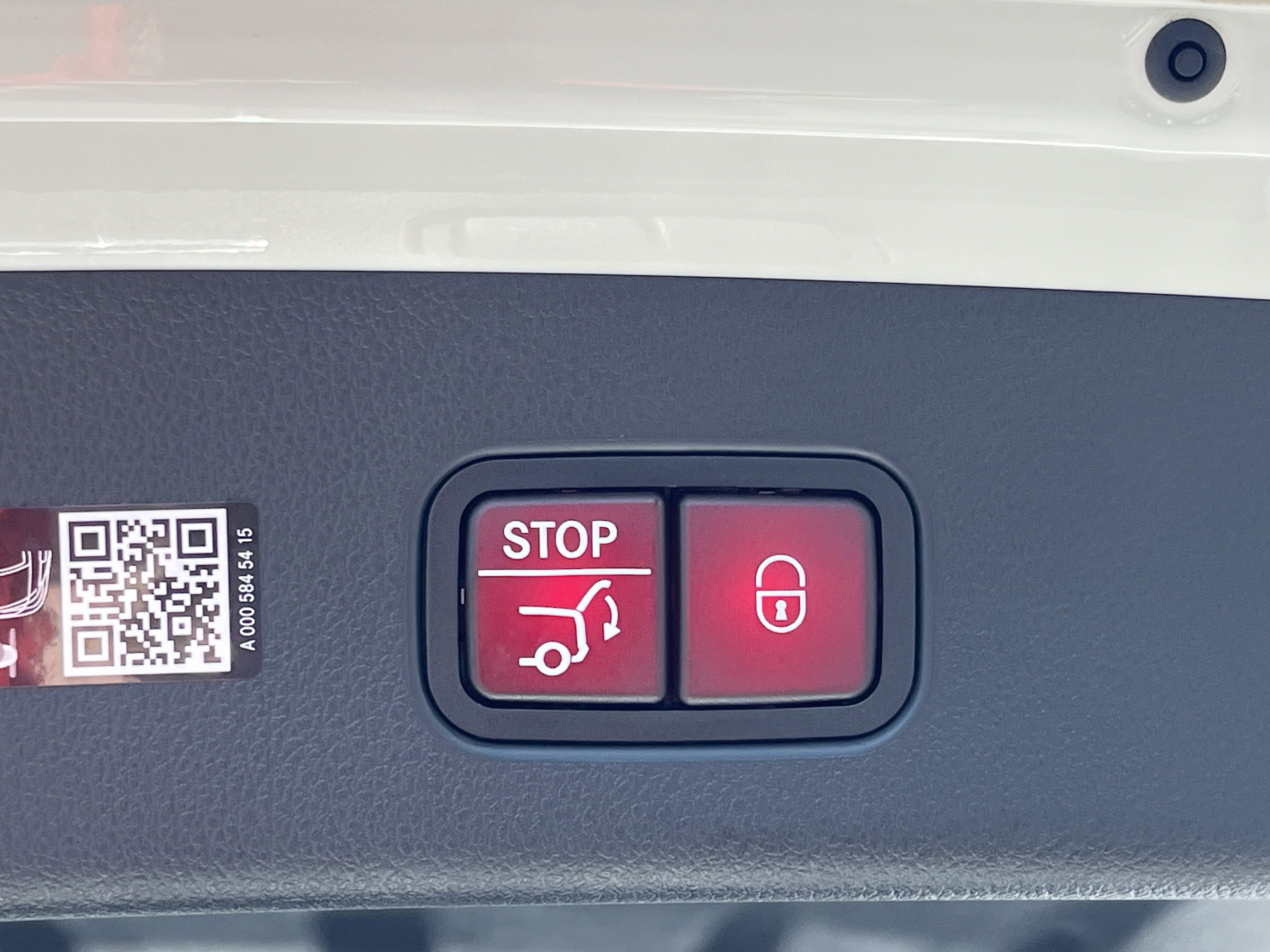 Used 2026 Mercedes-Benz GLC 300 4MATIC image 25