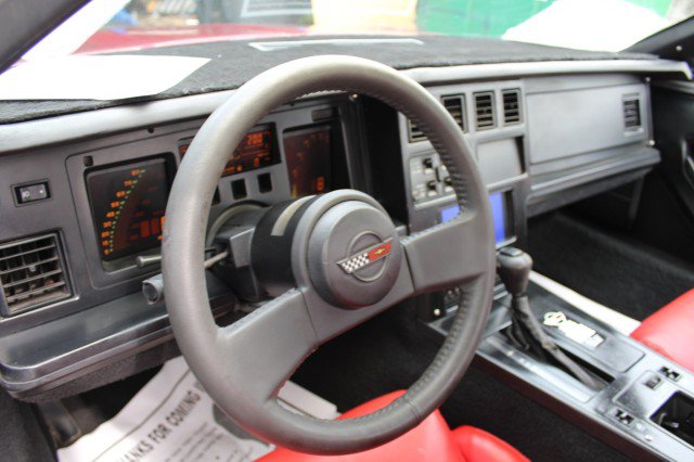 Used 1989 Chevrolet Corvette Convertible RWD image 11